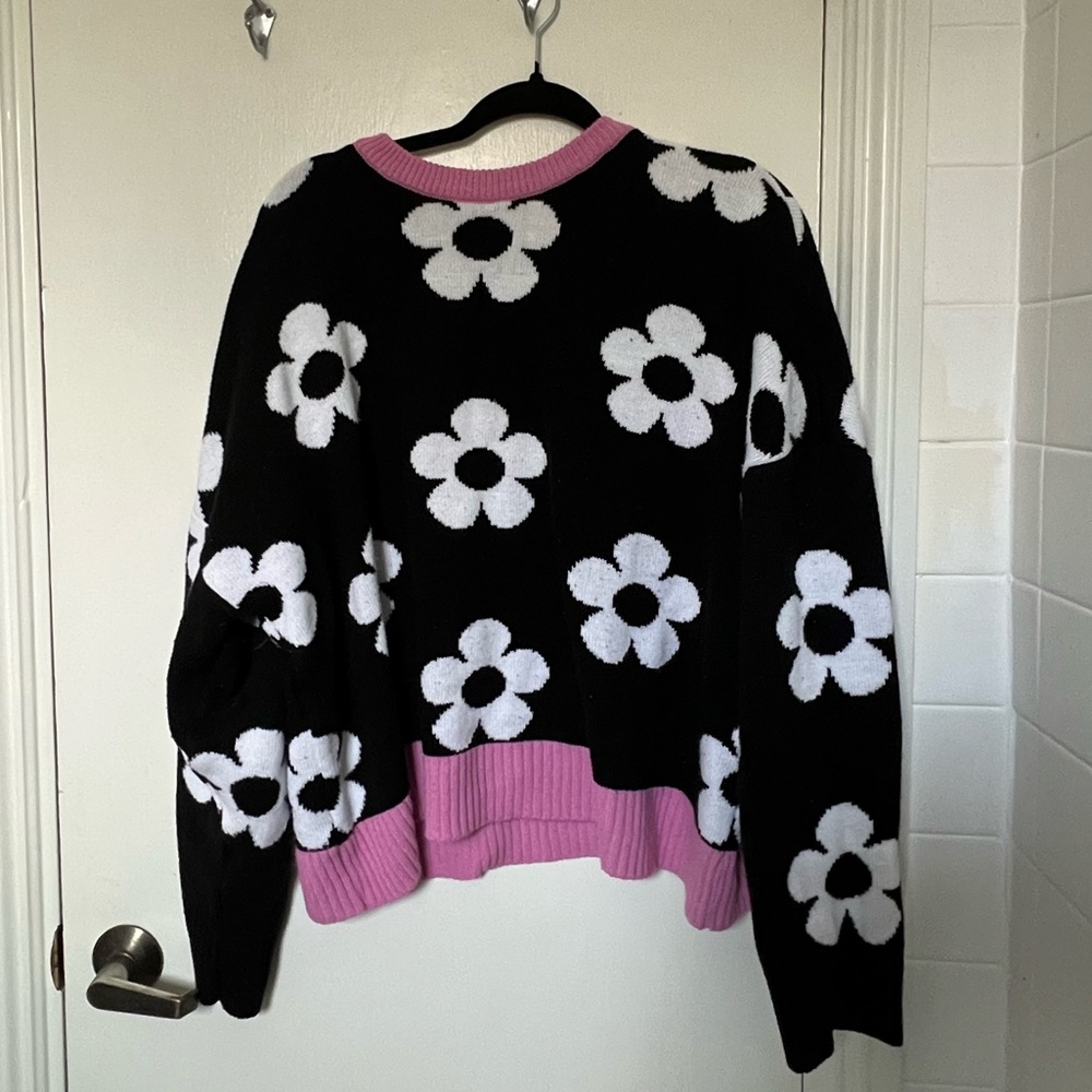 Black and white flower power sweater